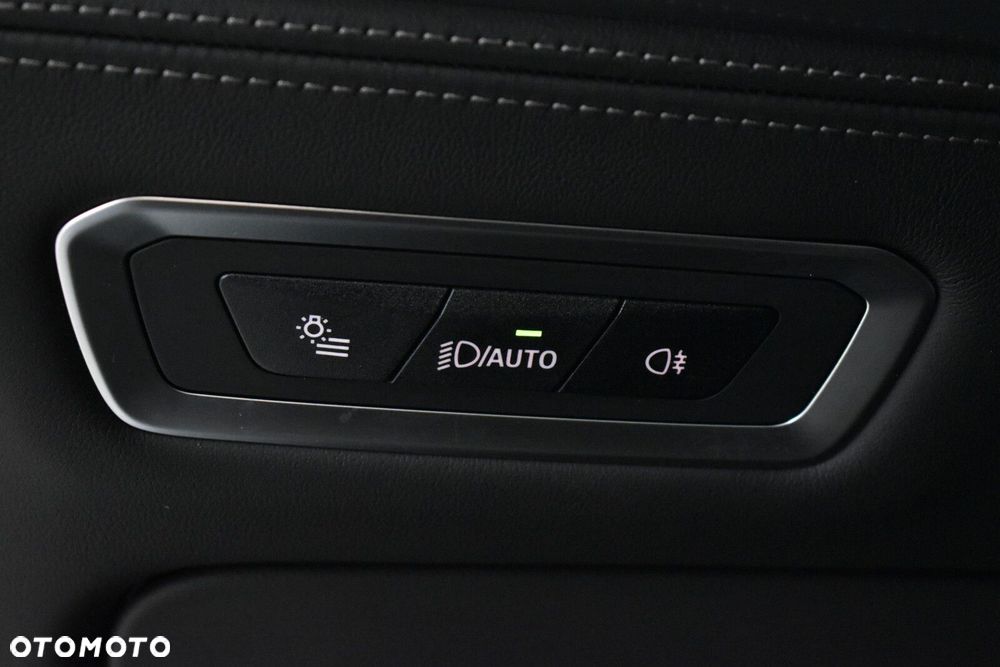 BMW X7 - 14