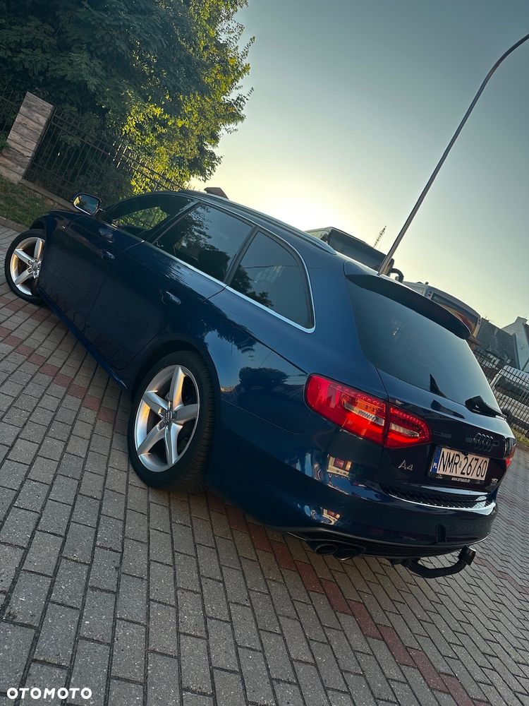 Audi A4 Avant 2.0 TDI Quattro S tronic - 4