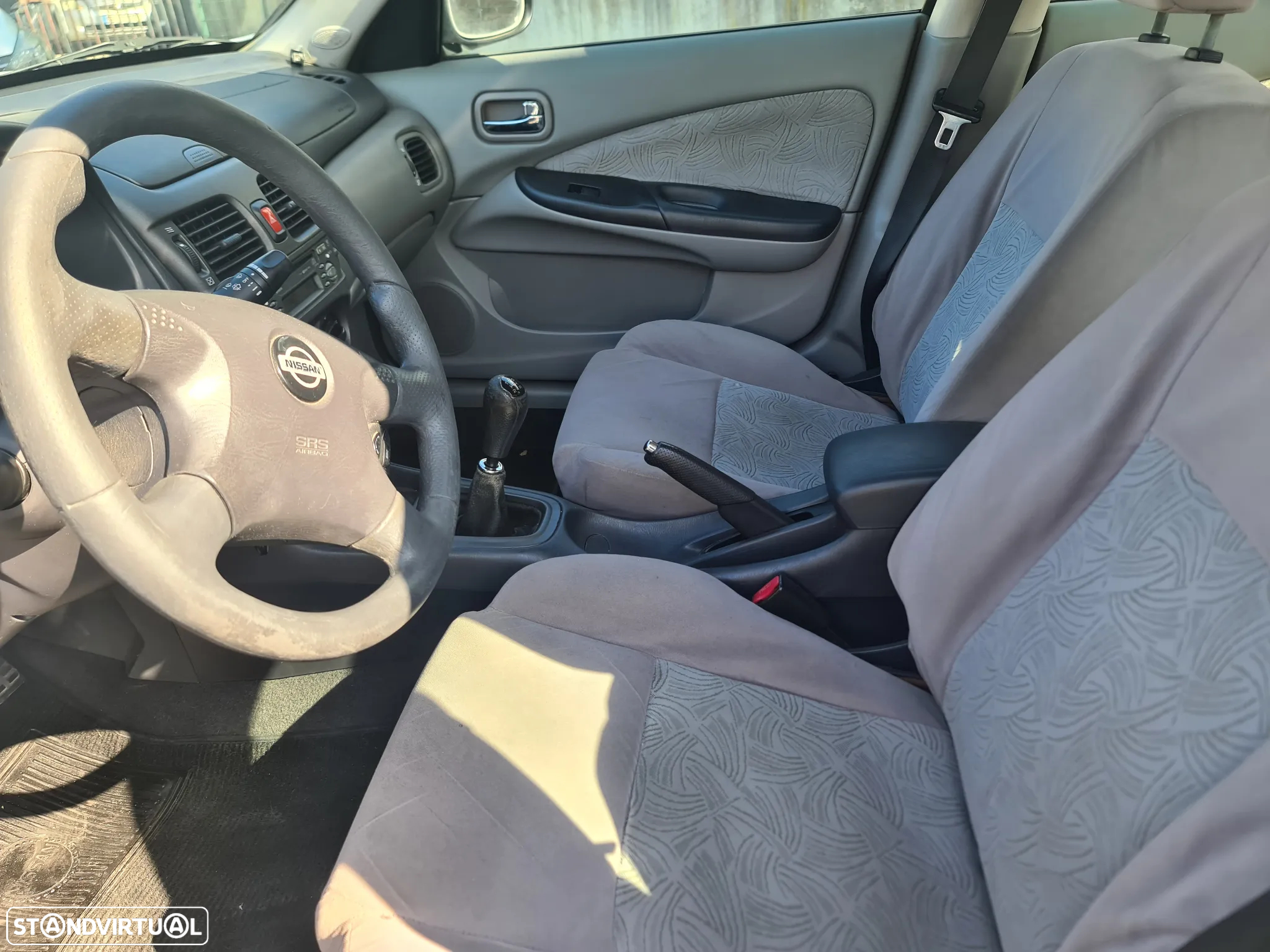 Nissan Almera 1.5 Comfort ABS+AC - 6