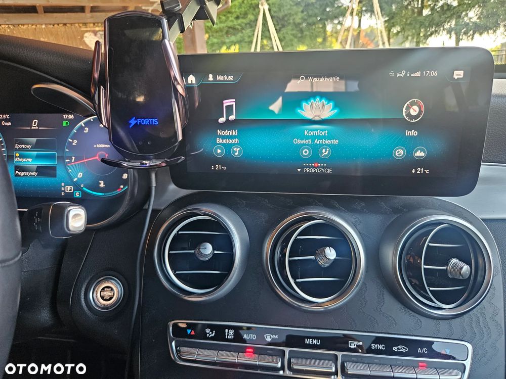 Mercedes-Benz GLC 300 4Matic 9G-TRONIC AMG Line - 35