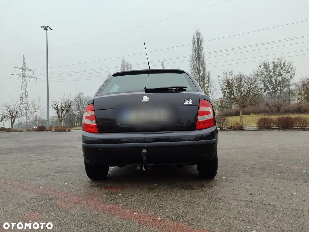 Skoda Fabia 1.4 16V Ambiente - 3
