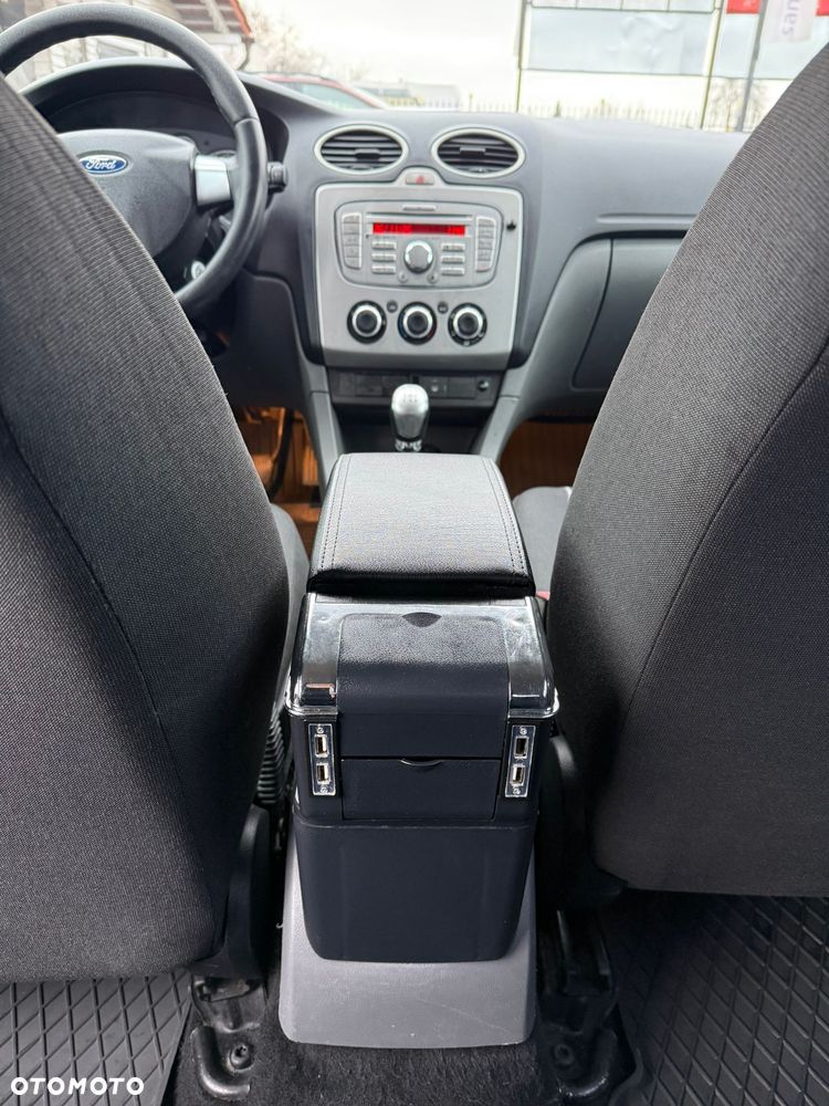 Ford Focus - 20