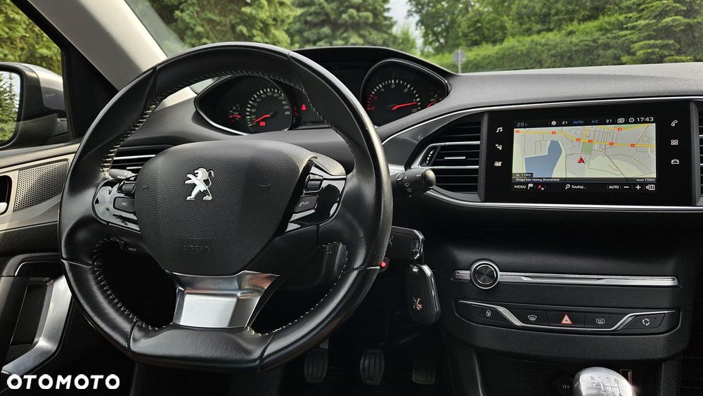 Peugeot 308 1.5 BlueHDi Allure Pack S&S - 11