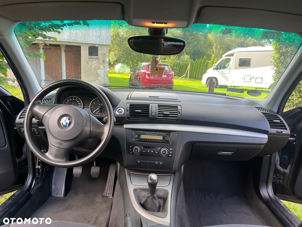 BMW Seria 1 116i - 13