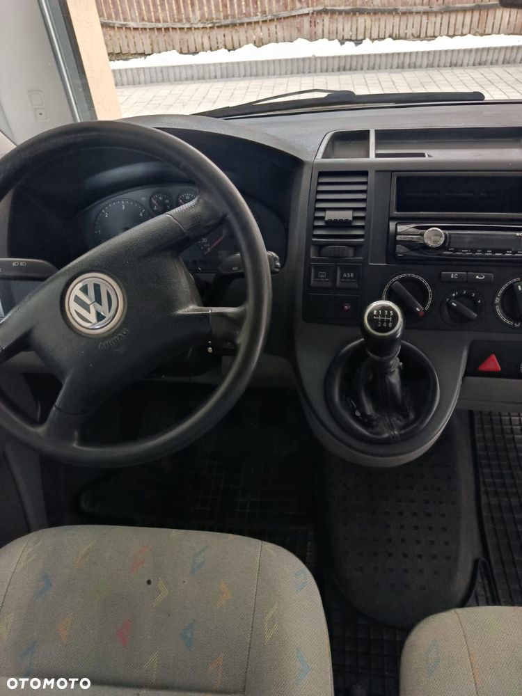 Volkswagen Transporter - 8