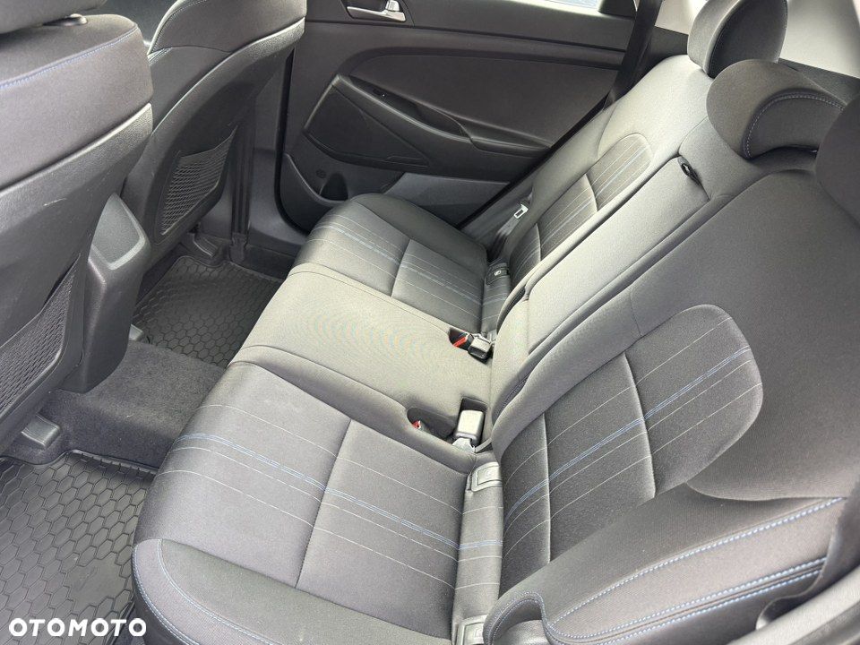 Hyundai Tucson blue 1.6 GDi 2WD Intro Edition - 37