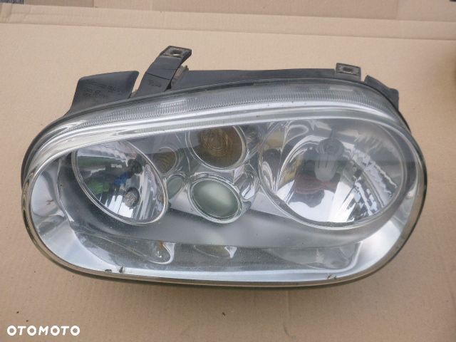 LAMPA LEWY PRZÓD LEWA PRZEDNIA VOLKSWAGEN GOLF IV Z HALOGENEM - 1