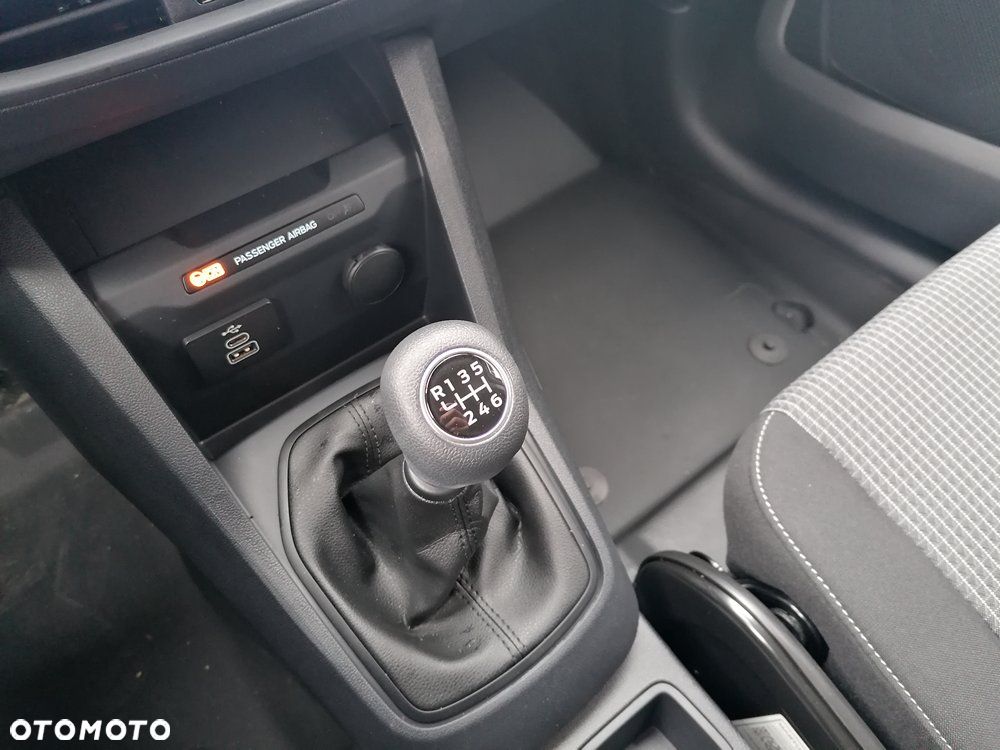 Ford Courier VAN - 32