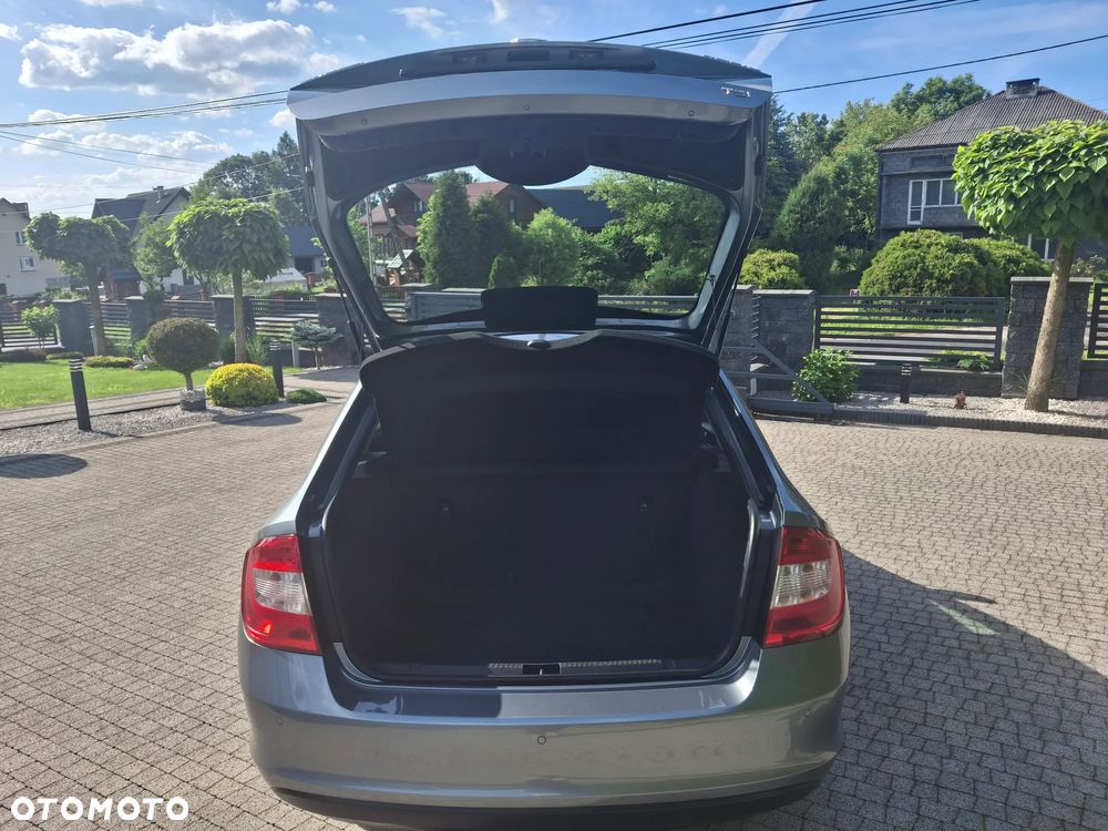 Skoda RAPID 1.2 TSI Ambition - 10