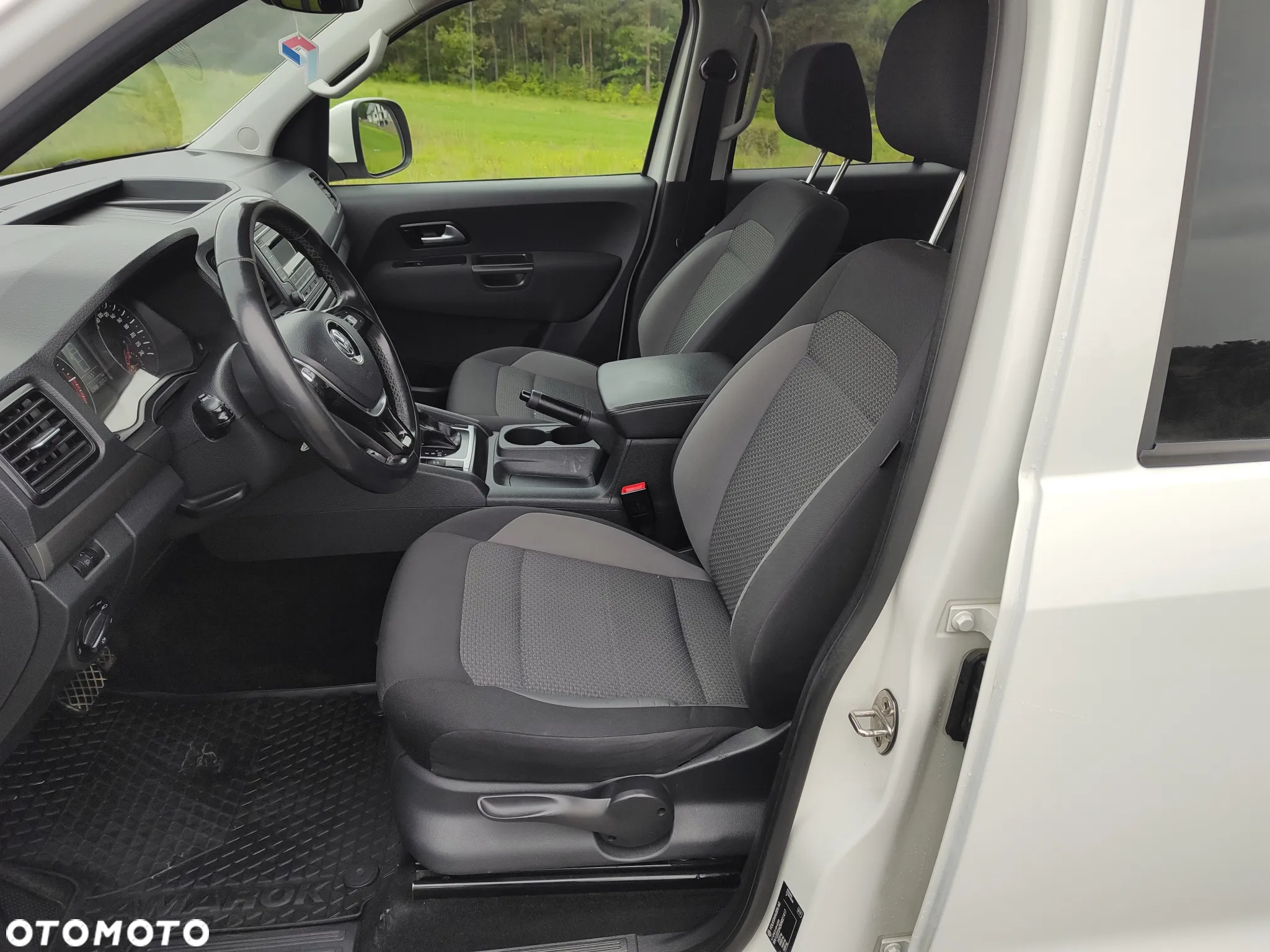 Volkswagen Amarok 3.0 V6 TDI 4Mot Comfortline - 11