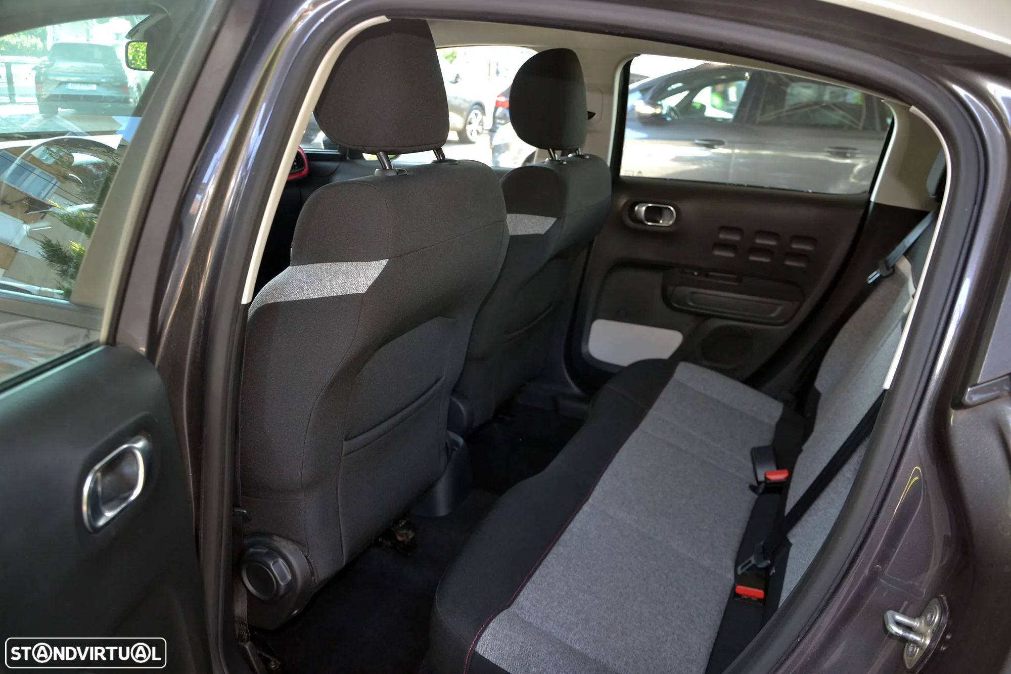 Citroën C3 1.2 PureTech Elle - 12