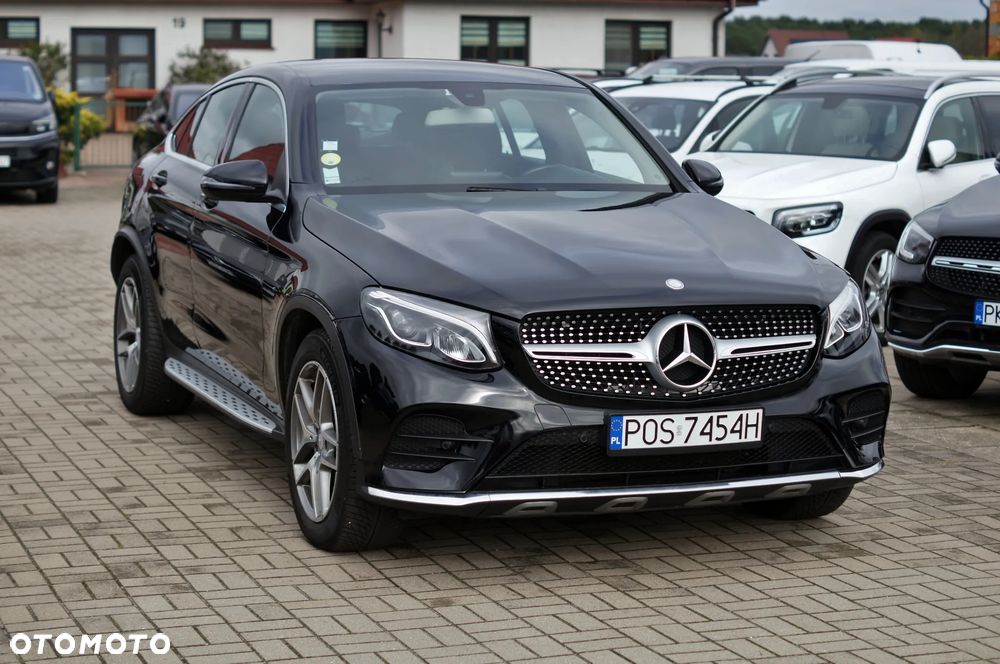 Mercedes-Benz GLC 220 d Coupe 4Matic 9G-TRONIC AMG Line - 4