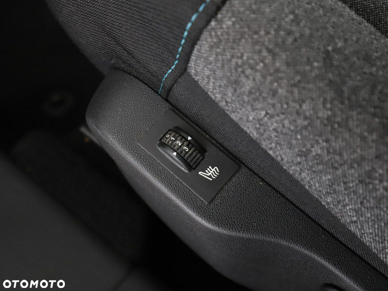 Citroën C4 Cactus Pure Tech e-THP 110 Stop&Start Shine - 34