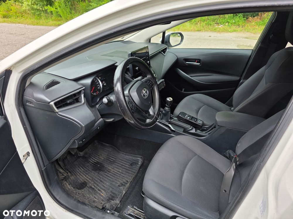 Toyota Corolla 1.6 Active - 11