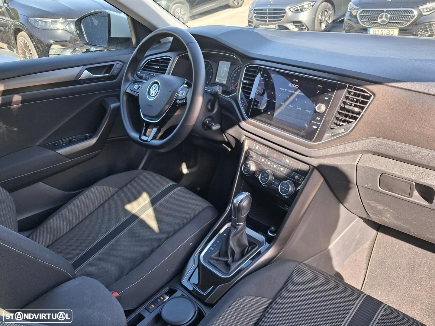 VW T-Roc 1.5 TSI Style DSG - 12