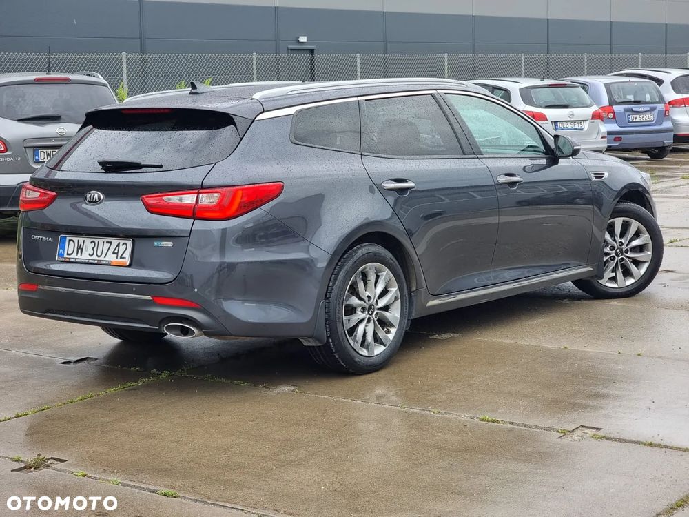 Kia Optima 1.7 CRDI L DCT - 5