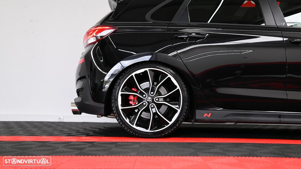Hyundai i30 N 2.0 T-GDi Performance Pack - 23