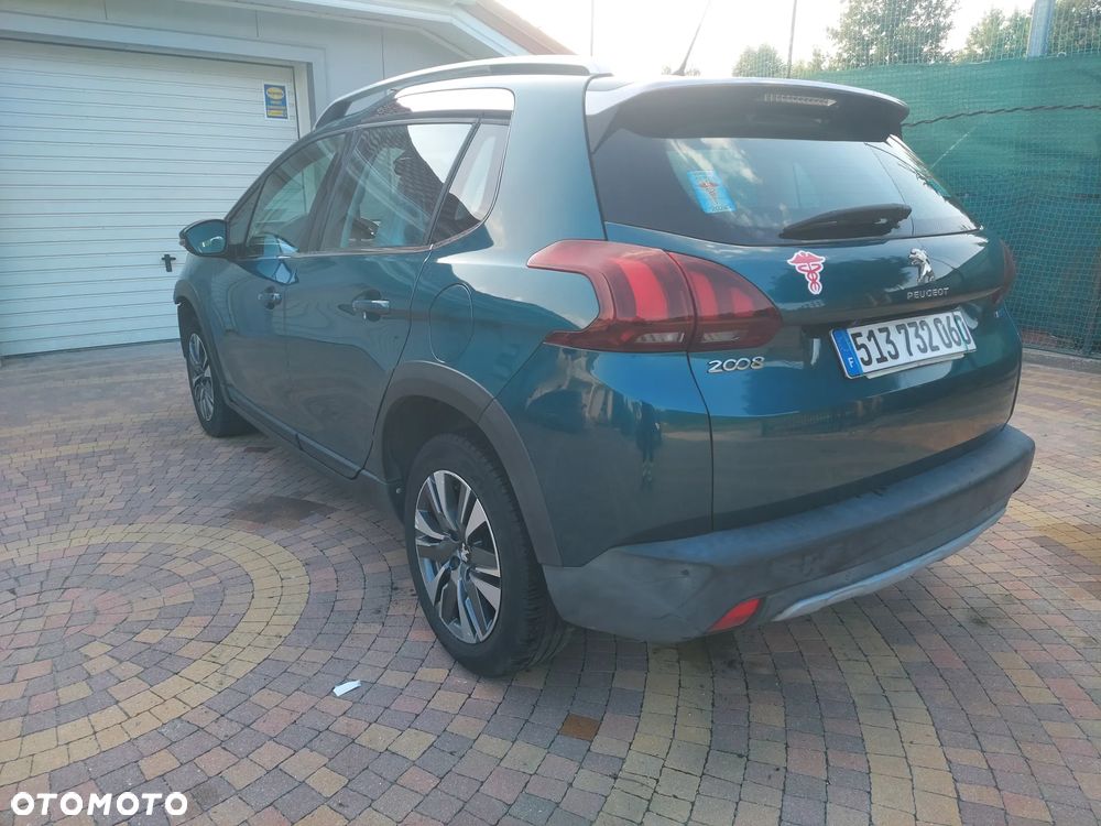 Peugeot 2008 PureTech 82 Allure - 2