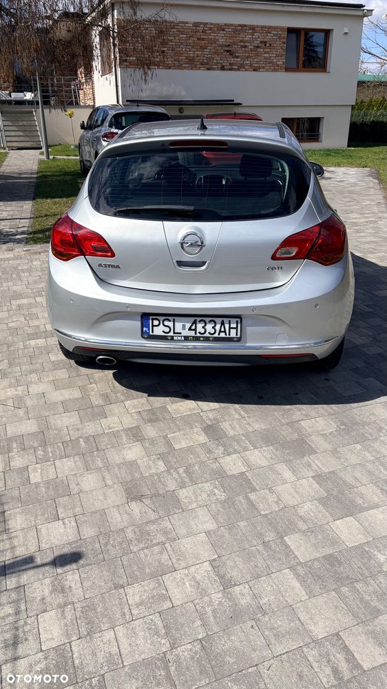 Opel Astra 2.0 CDTI Enjoy - 4