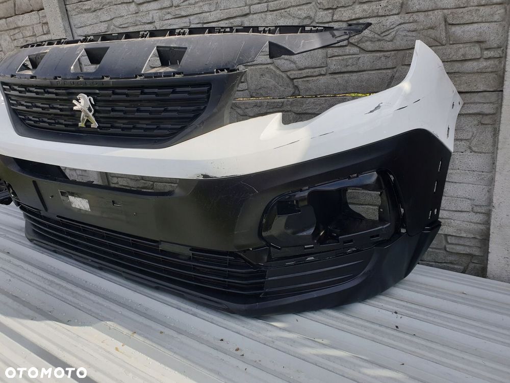 PEUGEOT Rifter Partner ZDERZAK PRZÓD - 2