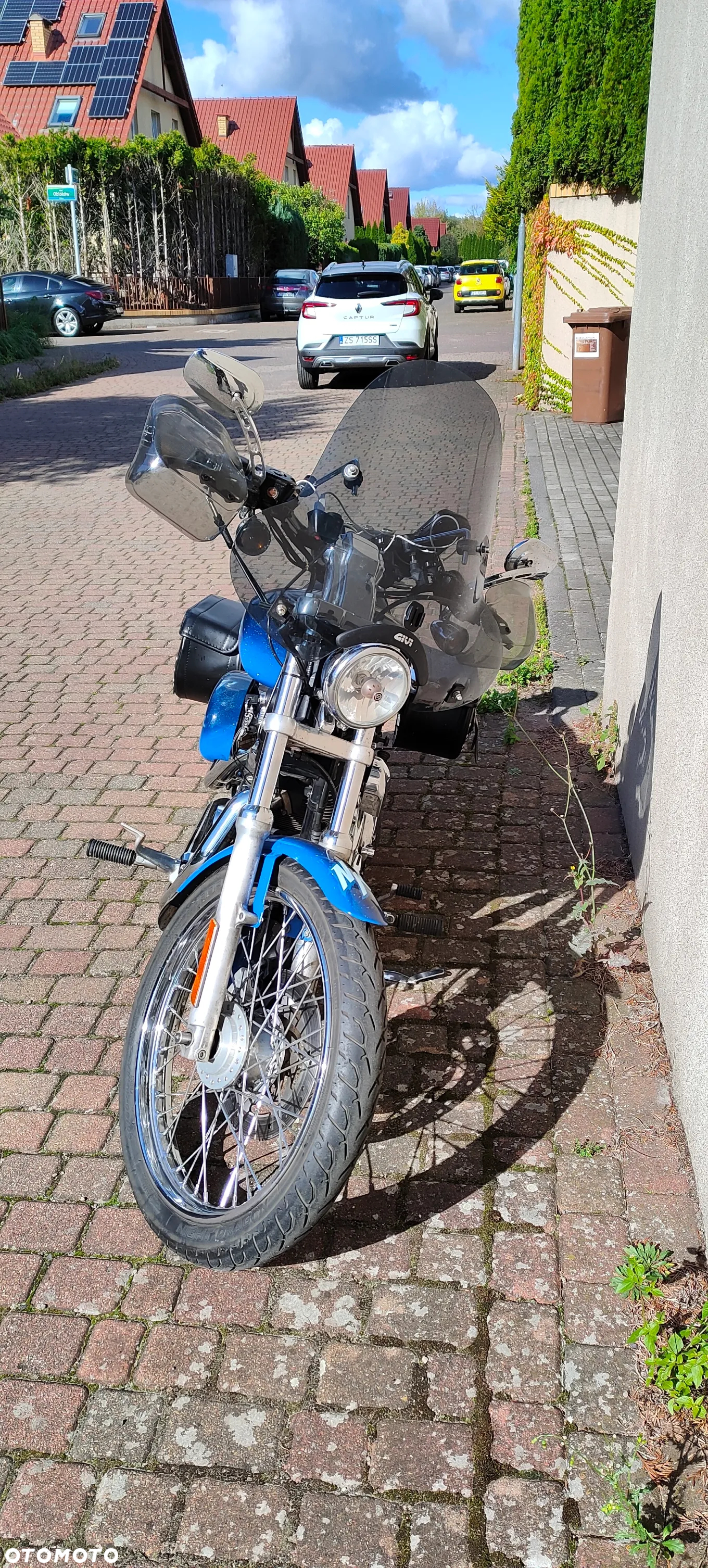 Harley-Davidson Sportster Custom 1200C - 7
