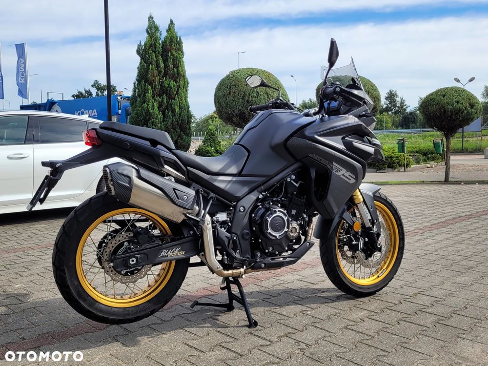VOGE 525DSX - 11