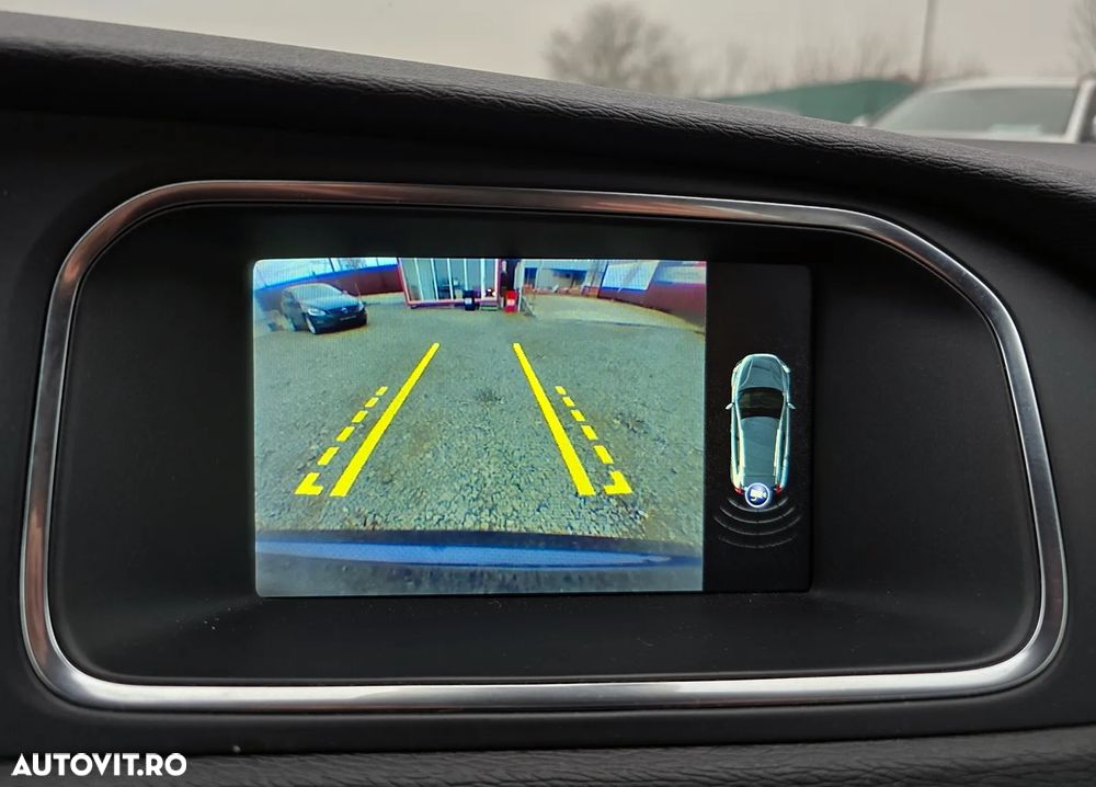 Volvo V40 Cross Country D3 Geartronic Ocean Race - 12