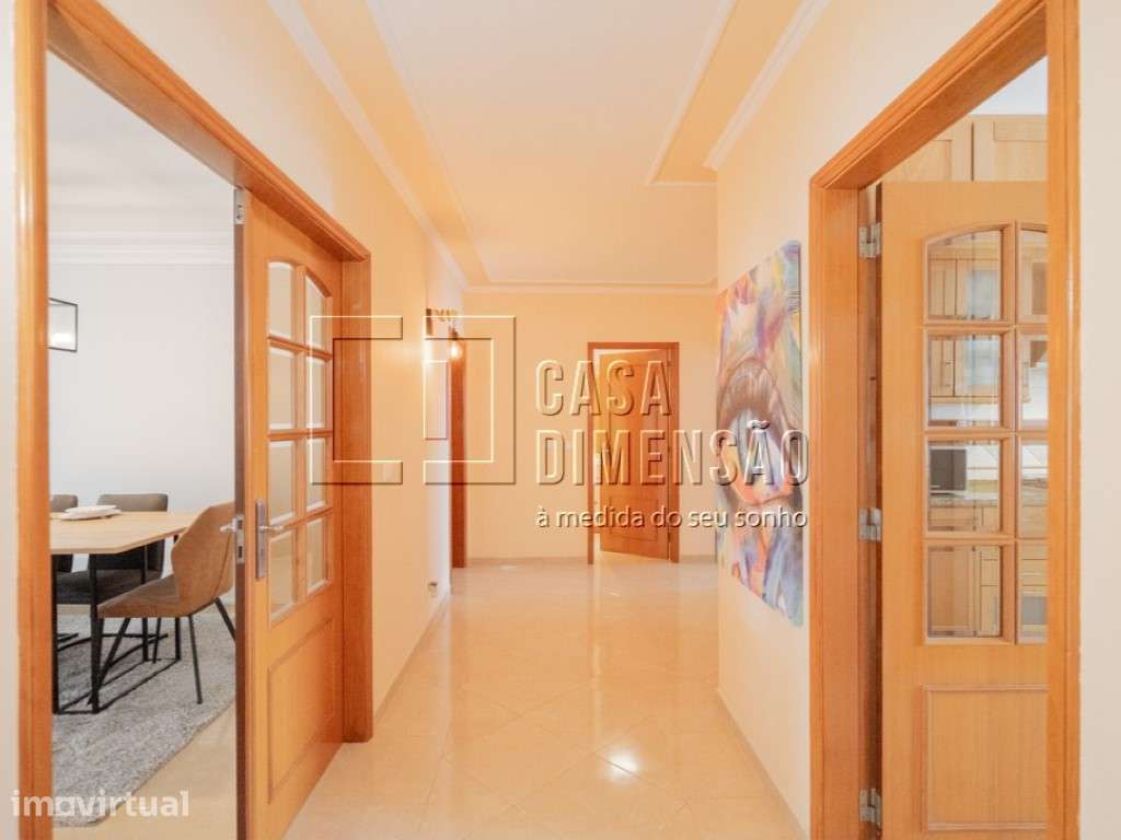 Apartamento de tipologia T3 com Garagem e Varandas, em Vila Franca ... - Grande imagem: 5/58