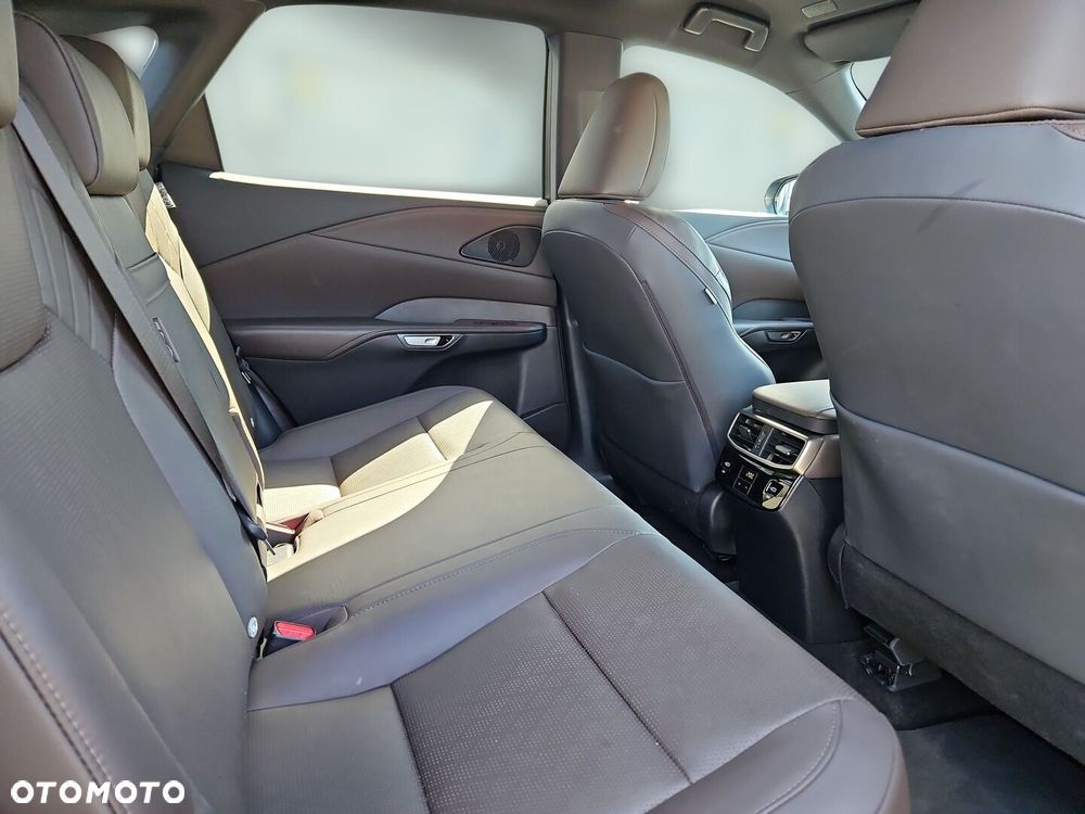 Lexus RX - 21