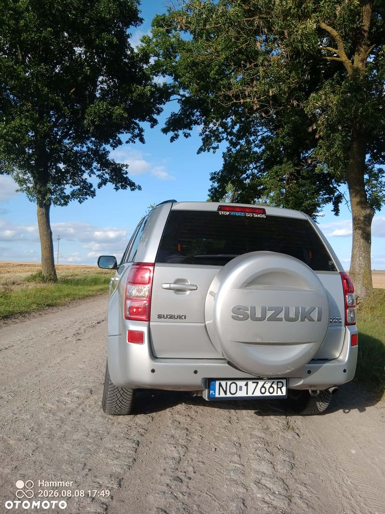 Suzuki Grand Vitara 2.0 - 5