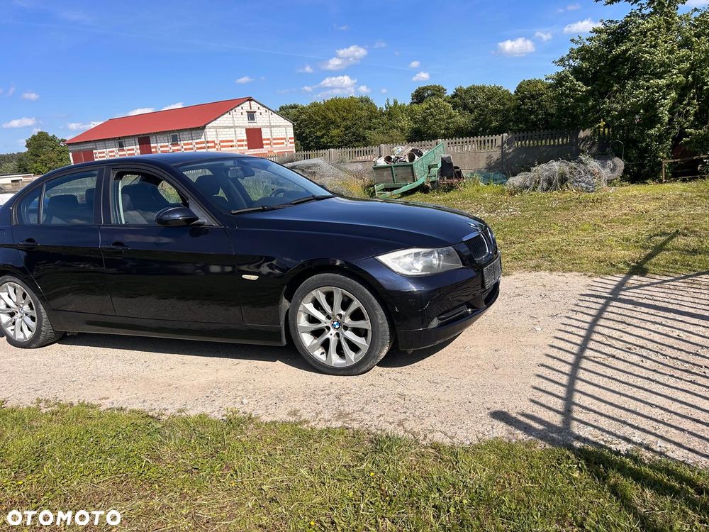 BMW Seria 3 318i Edition Sport - 9