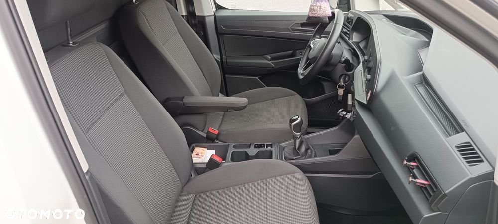 Volkswagen Caddy MAXI - 12