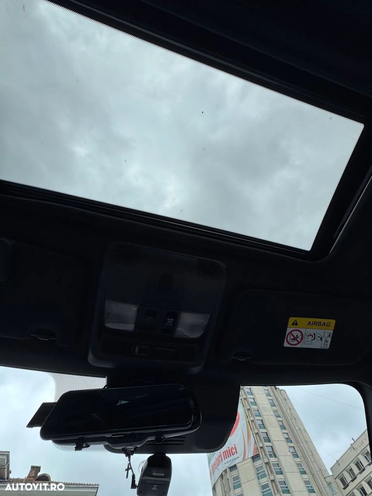 Mitsubishi Outlander PHEV 2.4 L 4X4 Instyle - 12