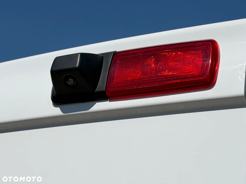 Renault Trafic - 25