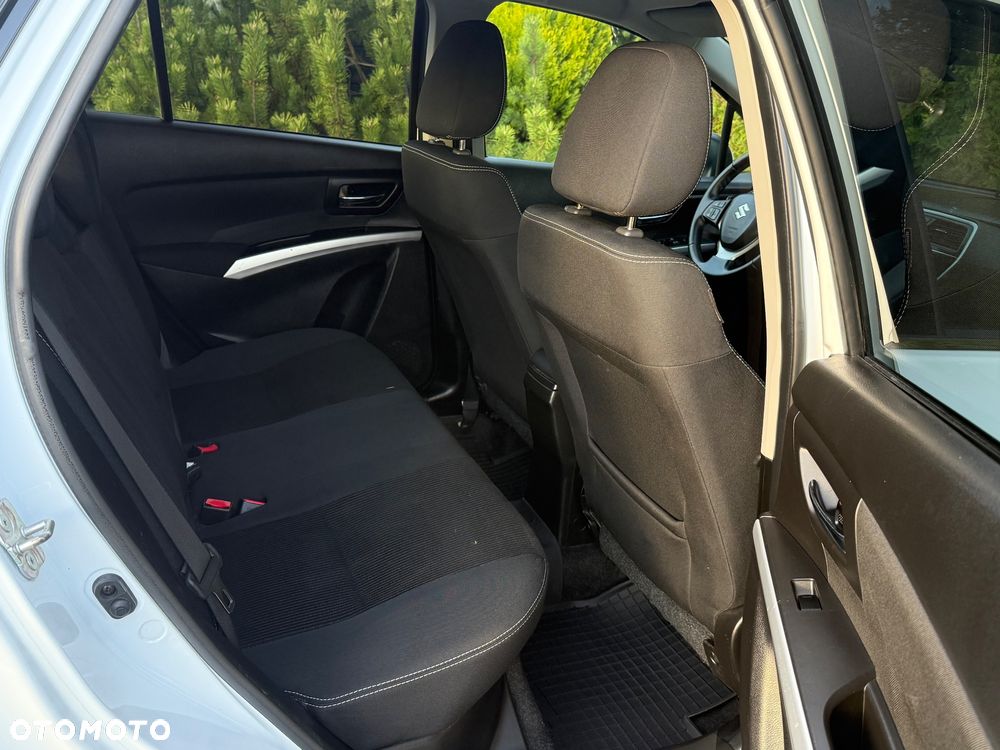 Suzuki SX4 S-Cross - 11