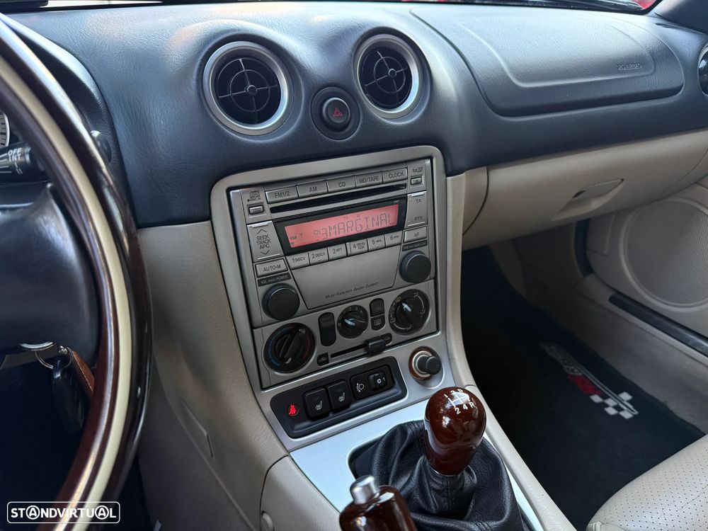 Mazda MX-5 1.6i 16V - 12
