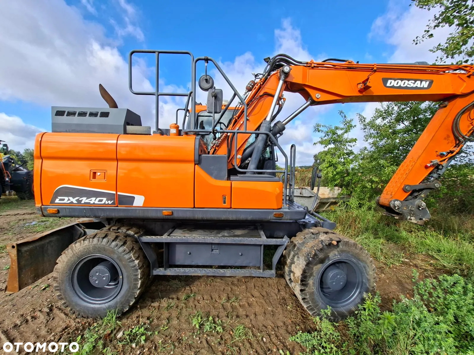 Doosan DX140W-5 - 3