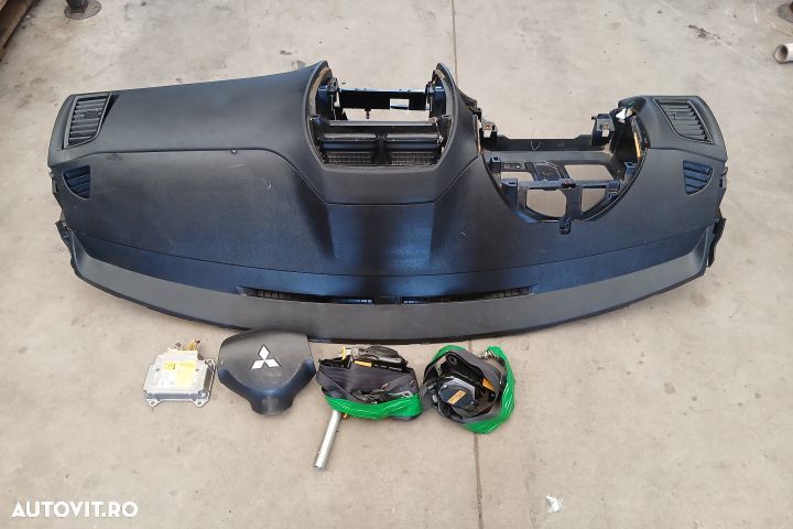 Kit airbag cu plansa de bord 4K7AZE1BEFB 6176502 6066746 E40435094 70 - 1