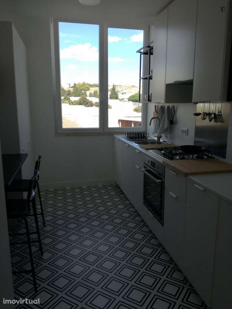 Quarto - localizado em Restelo Lisbon - Grande imagem: 4/6