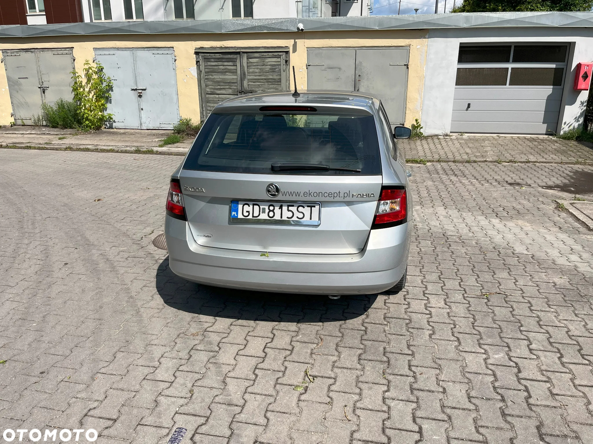 Skoda Fabia 1.2 TSI Active - 8