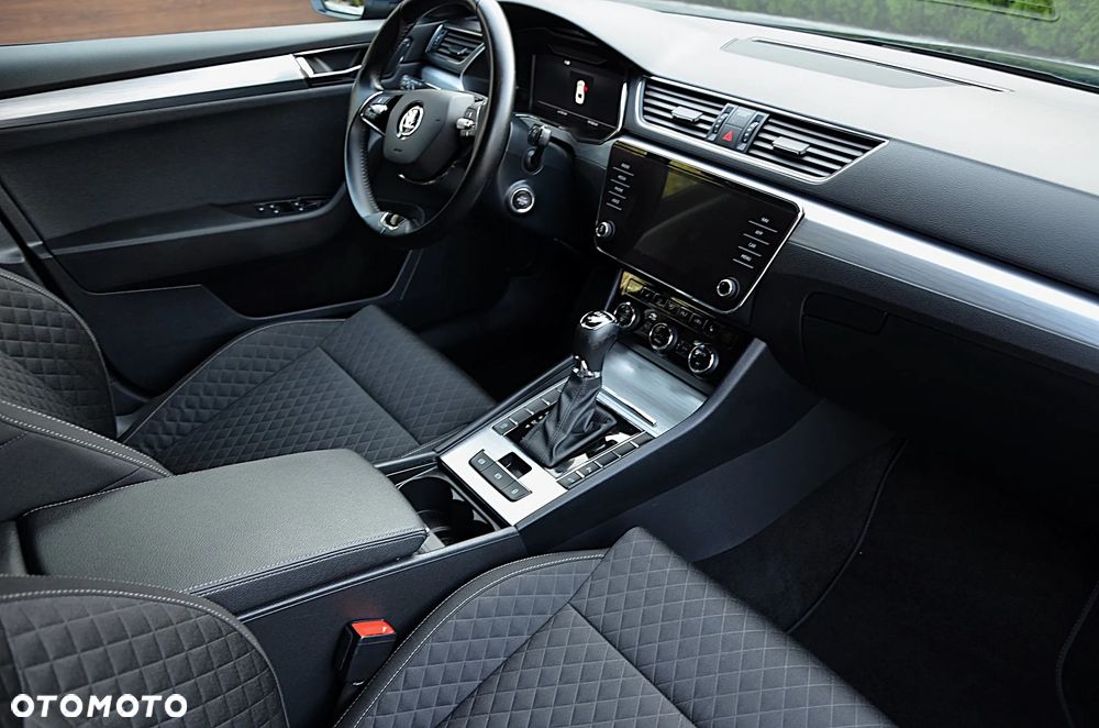 Skoda Superb 2.0 TDI SCR Active DSG - 26