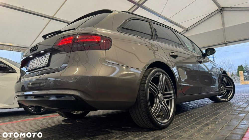 Audi A4 Avant - 33