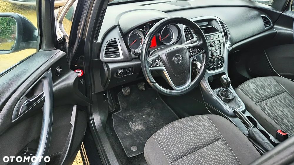 Opel Astra 1.4 Turbo Color Edition - 31