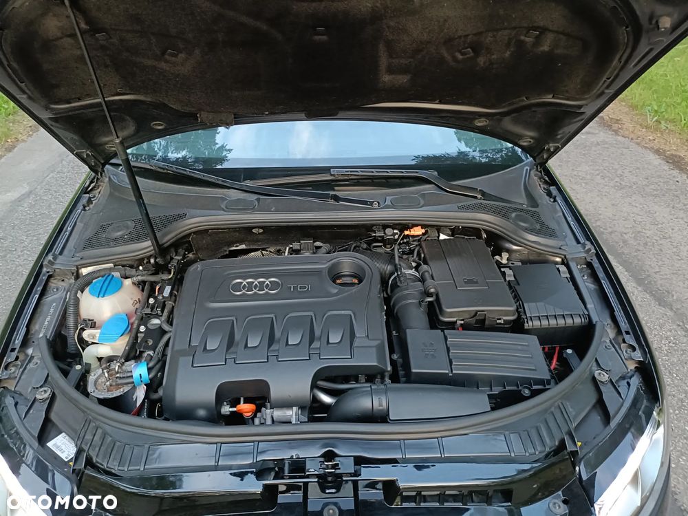 Audi A3 Sportback 2.0 TDI DPF Ambiente - 15