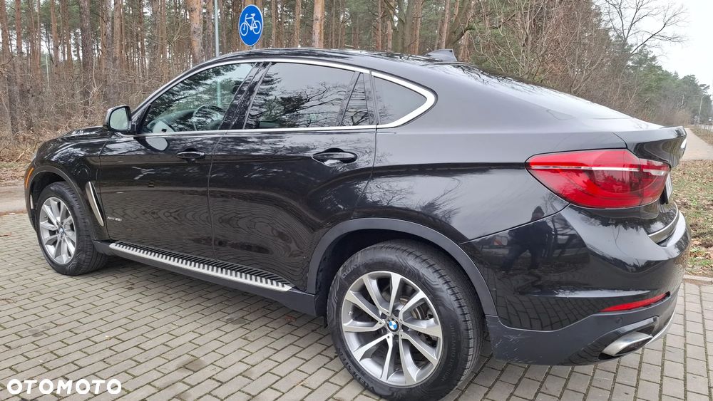 BMW X6 35i xDrive - 12