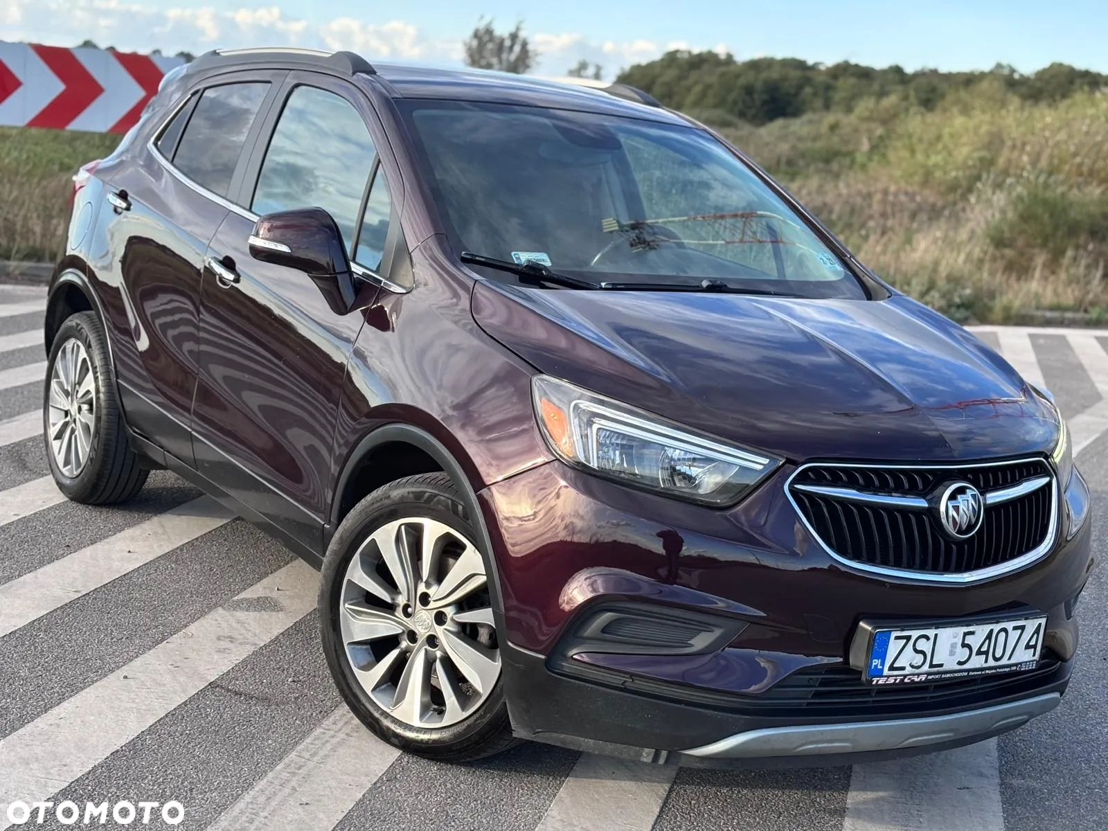 Buick Encore - 1