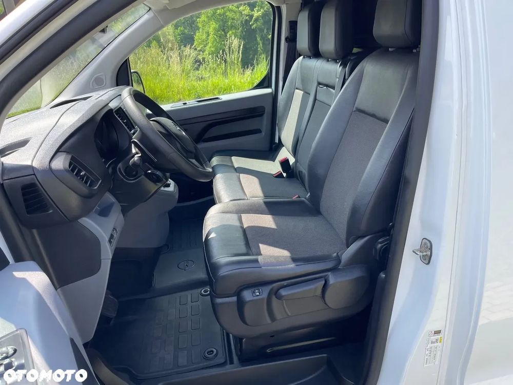 Opel Vivaro - 27