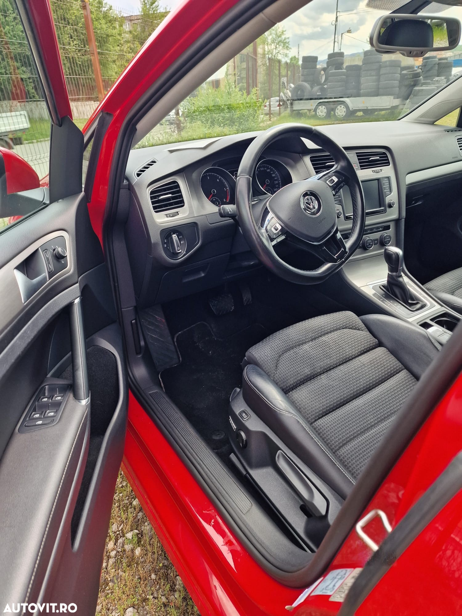 Volkswagen Golf 1.6 TDI DPF BMT DSG Highline - 10