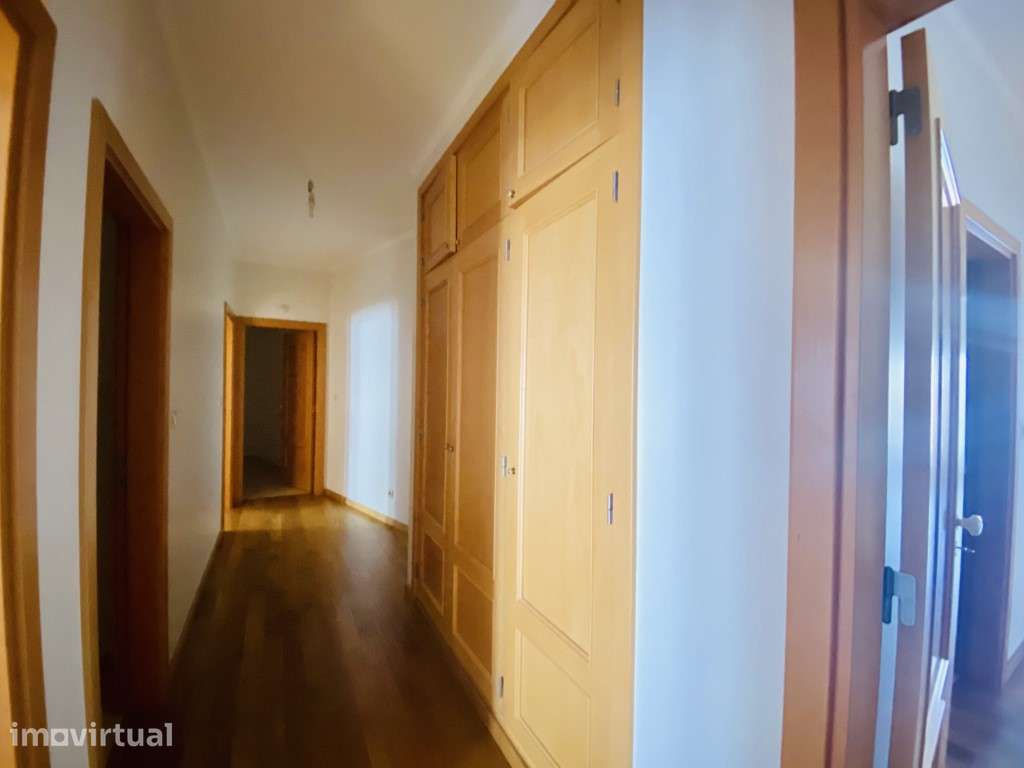 Excelente apartamento no centro histórico com elevador - Grande imagem: 4/52