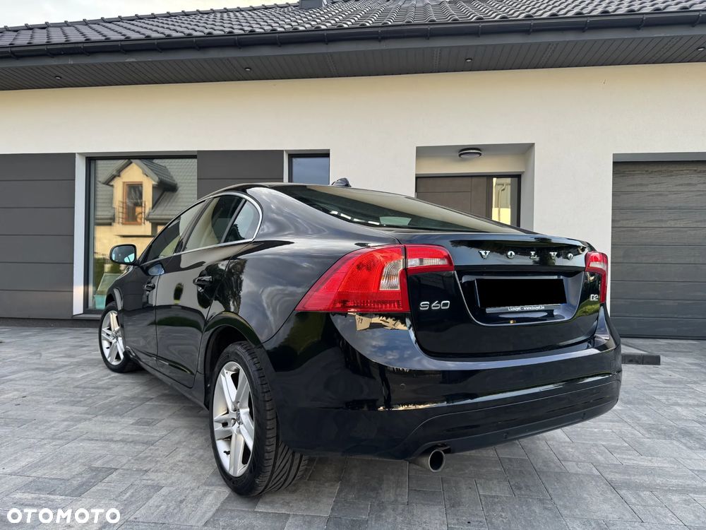 Volvo S60 D2 Summum - 3